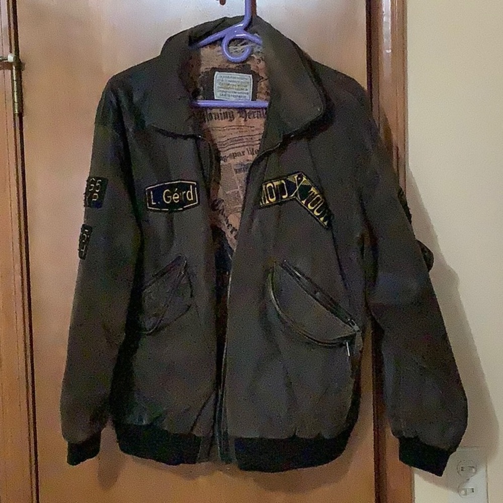 Vintage Leather Jacket w/patches